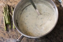 Asparagus cream sauce