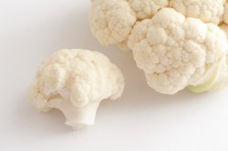 fresh uncooked cauliflower