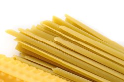 Photo of gold raw noodles