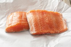 raw filleted salmon pieces